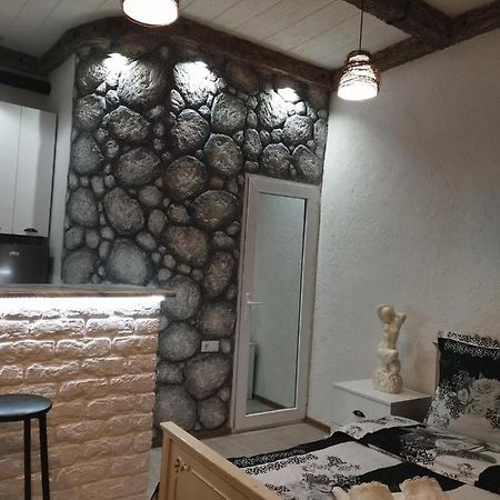 4 Chocolate Apartments In Old Tbilisi Ngoại thất bức ảnh