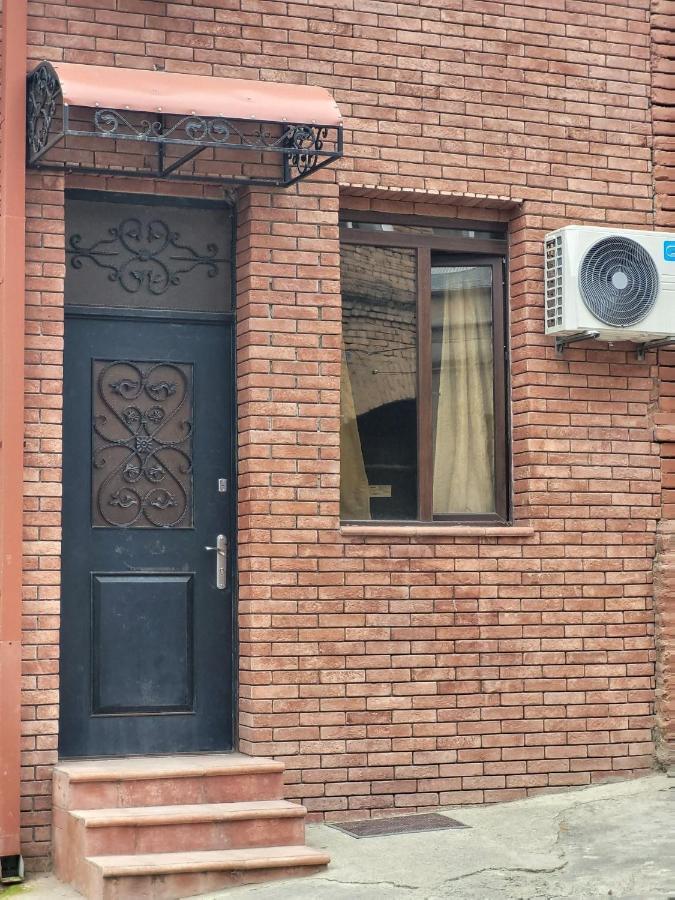 4 Chocolate Apartments In Old Tbilisi Ngoại thất bức ảnh