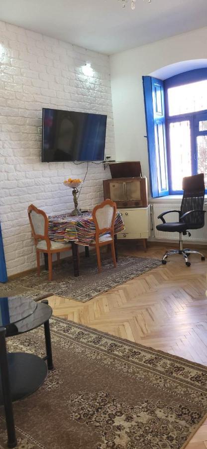 4 Chocolate Apartments In Old Tbilisi Ngoại thất bức ảnh