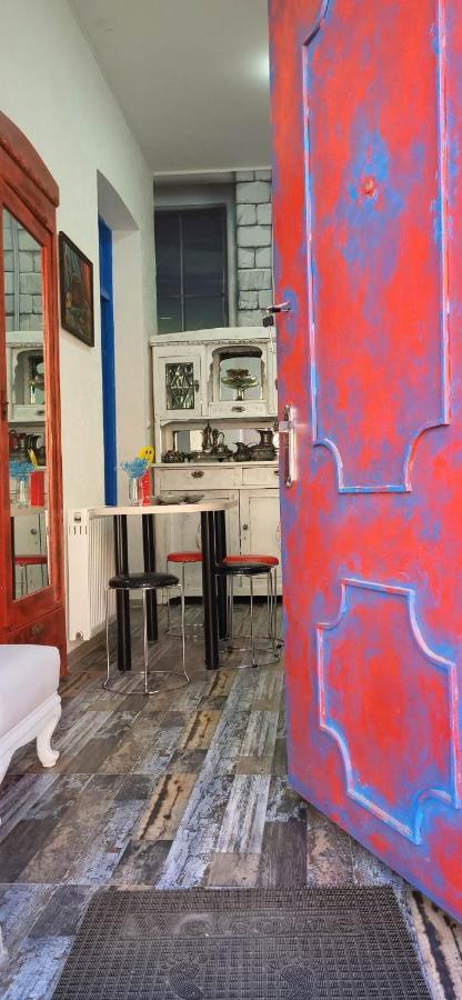 4 Chocolate Apartments In Old Tbilisi Ngoại thất bức ảnh